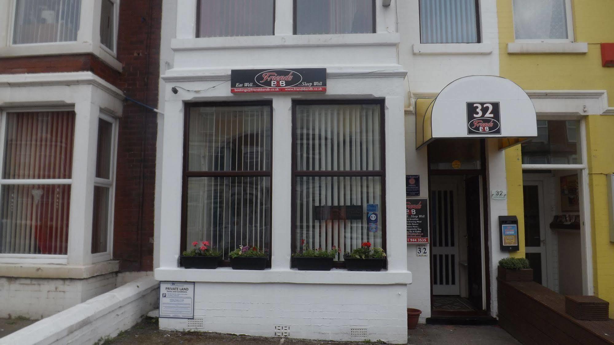 Friends Hotel Blackpool Exteriör bild